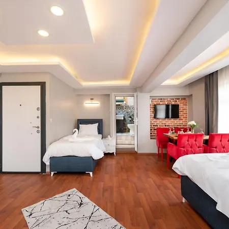 Blue House Old Apart Otel