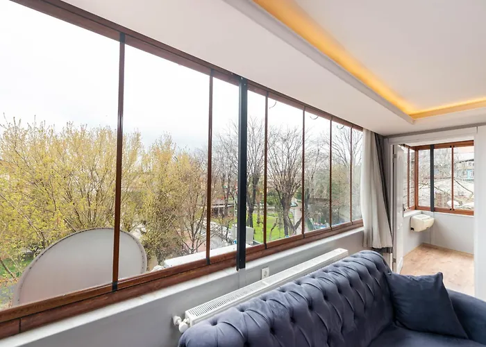 Blue House Old Aparthotel